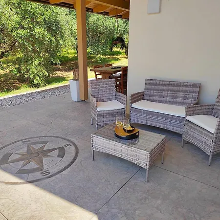 In Einem Spektakulaeren Olivenhain In Einer Ruhig By Interhome Holiday home Bardolino